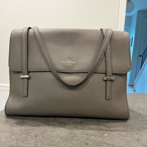 Kate Spade Cedar Street Luciana Large Tote - Picture 2 of 8